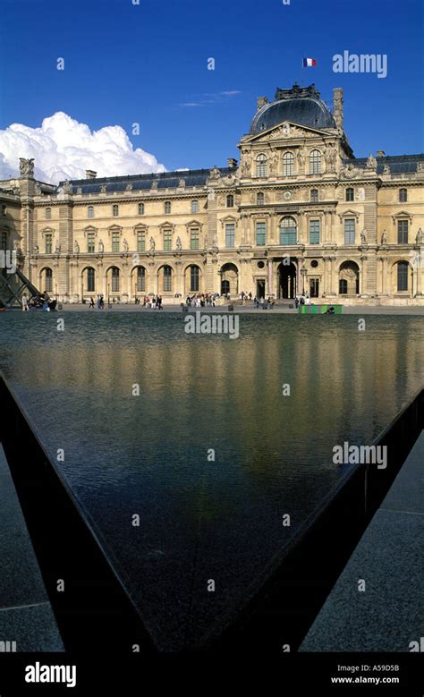 Architecture of the Louvre Museum Paris Stock Photo - Alamy