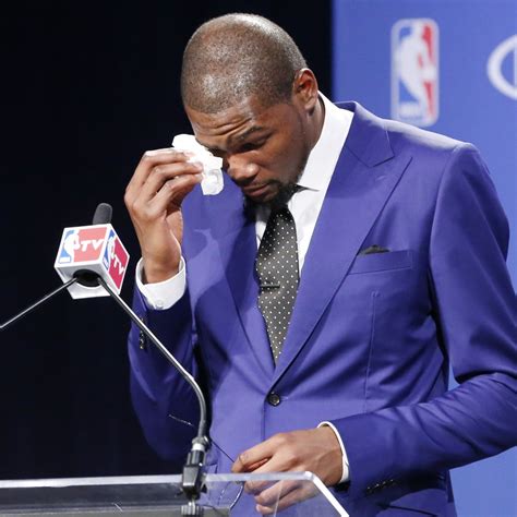 Kevin Durant Gives Thanks in Emotional NBA MVP Acceptance Speech ...