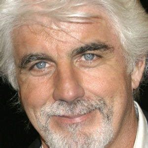 Michael McDonald (R&B Singer) - Age, Family, Bio | Famous Birthdays