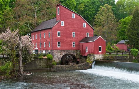 21 of the Best Small Towns in America Photos | Architectural Digest Small Town America, Traverse ...