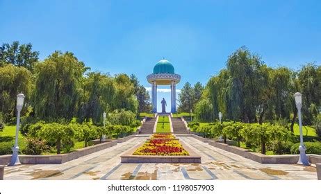 August 2018 Uzbekistan Navoiy Autumn Monument Stock Photo 1198057903 | Shutterstock