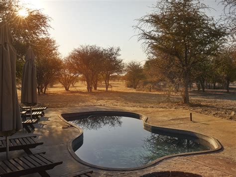 Deception Valley Lodge | Botswana Reisen & Informationsportal