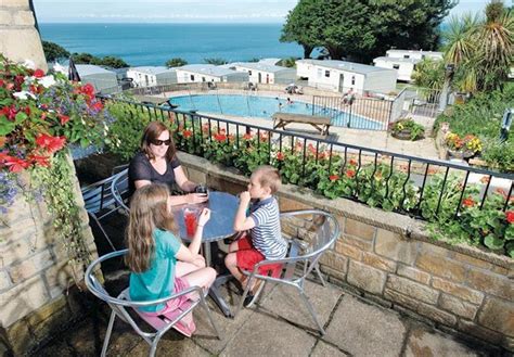 2 Bed Platinum Plus Caravan at Sandaway Beach Holiday Park in Ilfracombe, Combe Martin sleeps 6