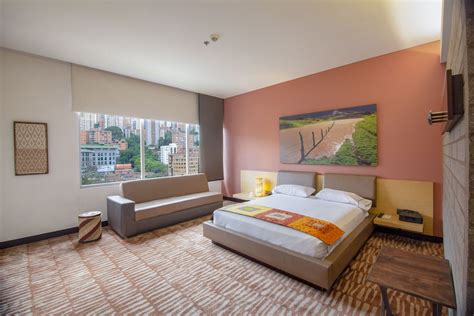 Diez Hotel Categoria Colombia Medellin, Antioquia, CO - Reservations.com