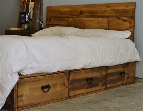 The Stylish Benefits Of A Reclaimed Wood Storage Bed - Home Storage ...