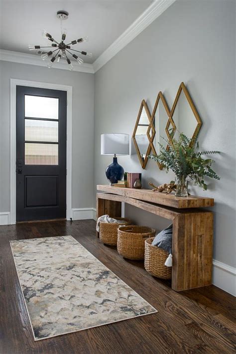 modern farmhouse entryway rug ideas - Sena Horne