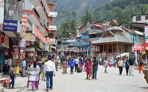 Best Himachal Tourist Places: Know about the best shopping places in Manali