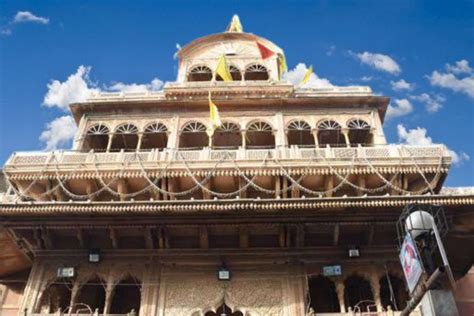 5 Best Hotels in Vrindavan near Banke Bihari Temple