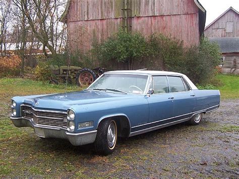 1966 Cadillac Fleetwood - Information and photos - MOMENTcar