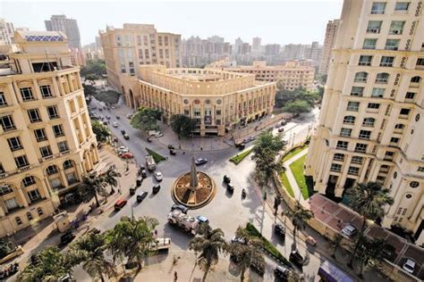 Thousands throng Mantralaya for flats in Hiranandani Gardens