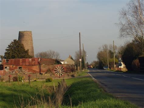 "Holbeach Drove, Holbeach, Lincolnshire" by Lock David at ...