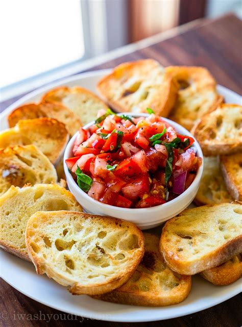 Easy Bruschetta Recipe | Recipe in 2020 | Easy bruschetta recipe, Easy ...