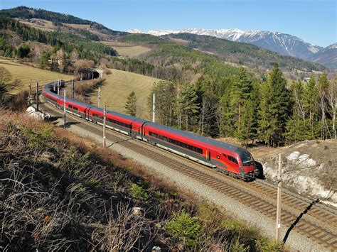 Trains in Austria | Timetable, Prices & Train Tickets | HappyRail