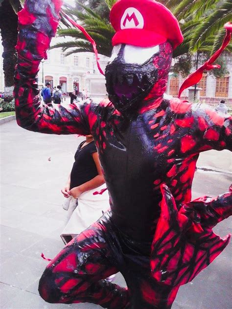 Carnage Cosplay #spiderman #90s #venon #cosplay #cosplayer #spiderman #marvel #costume #art # ...