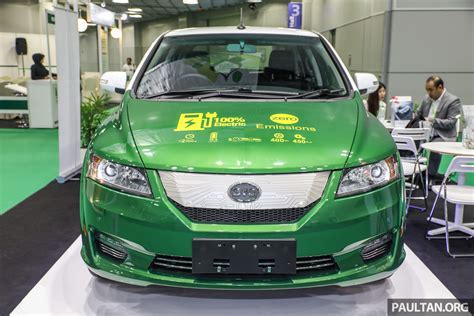 BYD e6 electric vehicle shown at IGEM 2017 – 121 hp, 450 Nm, 400 km ...