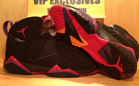 Air Jordan 7 Retro - Black/True Red-Dark Charcoal-Club Purple ...