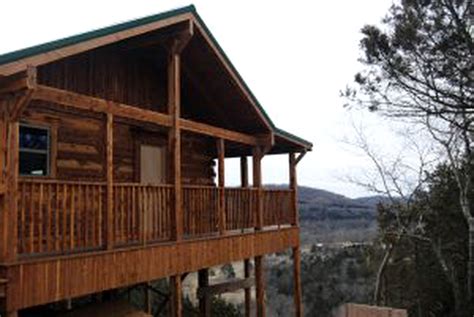 Log Cabin with Hot Tub in Eureka Springs