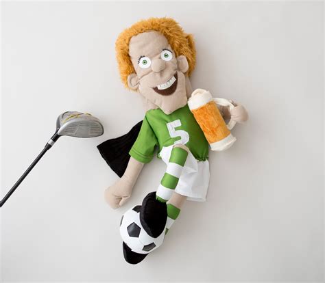 Custom Golf headcovers and puppets : Golf club headcover - fun footballer