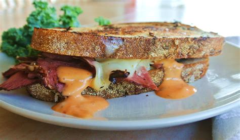 Tasty Reuben Pastrami on Rye Bread Sandwich | Sandwiches, Rye bread sandwiches, Pastrami