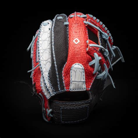 EdgeX™ Triple Threat - 11.5" Infield Glove - Nokona Ballgloves