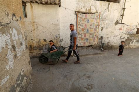 Palestinians in the Streets of Rafah Refugee Camp in the Southern Gaza Strip Editorial Stock ...