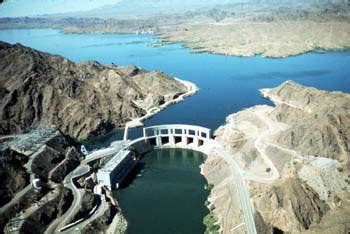 Colorado River Aqueduct - Wikipedia