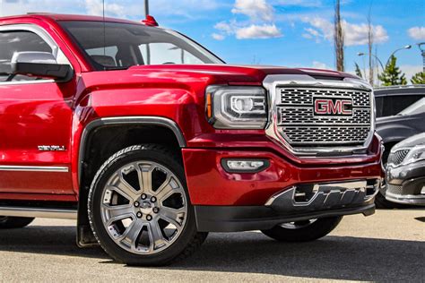 Certified Pre-Owned 2018 GMC Sierra 1500 Denali Ultimate 6.2L 4WD Crew Cab Pickup