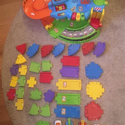 VTech Baby Toot-Toot Drivers Garage with cars in HA7 Stanmore für 20,00 ...