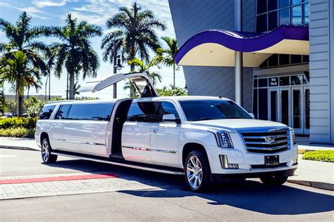 The Do's and Don'ts of Using a Limo Service