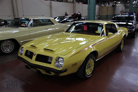 1972 Pontiac Firebird Formula 400 Values | Hagerty Valuation Tool®