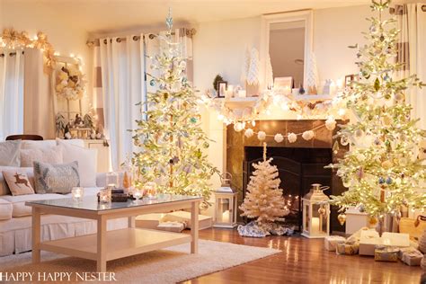 Cottage Christmas Decor Ideas - Happy Happy Nester