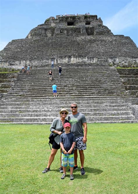 Exploring Xunantunich | sarahmartinhood.com