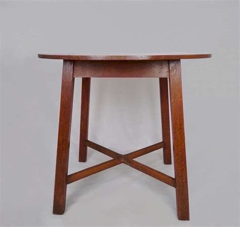 Heals oak centre / dining table | LATEST STOCK | Art Furniture