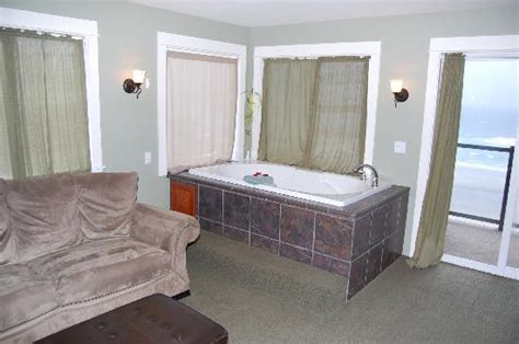 Jacuzzi Tubs: Florence Oregon Hotels With Jacuzzi Tubs