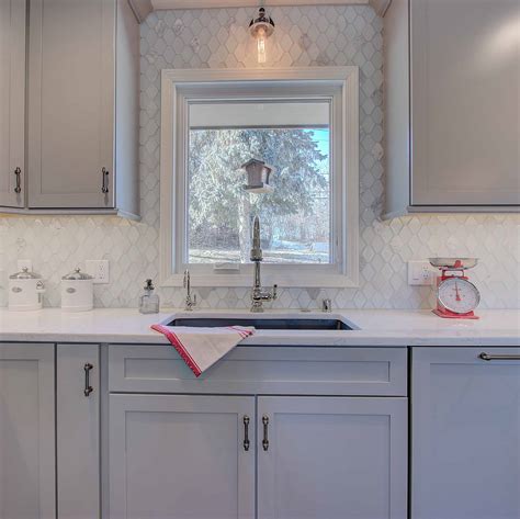 GMH Construction_White Marble Backsplash - GMH Construction