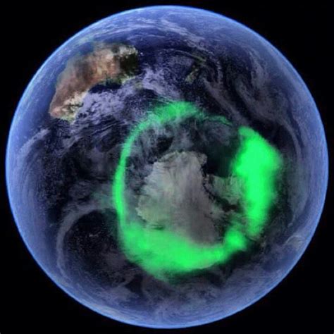 Aurora Australis...seen from outer space | Out of this world | Pinter…