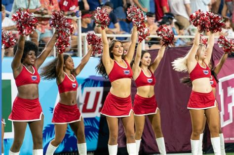 Who are the Florida Atlantic University cheerleaders? | The US Sun