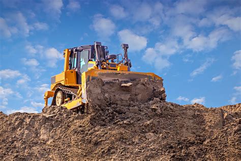 Do you need a licence to operate a dozer? | iSeekplant