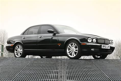 NEW AGE CLASSIC - JAGUAR XJ X350 - Classics World