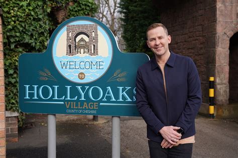 Hollyoaks spoilers: Scott Mills arrives in Chester! | What to Watch