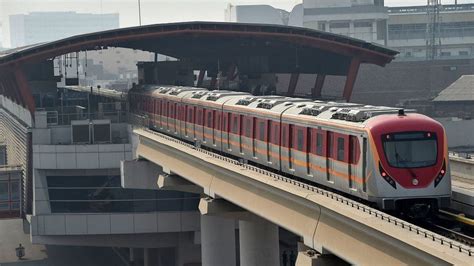 Pakistan's first metro line opens to passengers in Lahore - BBC News