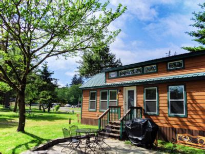 Oregon Coast Camping: getaway to the KOA Astoria campground resort