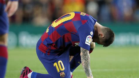 Barcelona face anxious wait on extent of Lionel Messi injury | Football ...