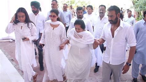 Ajay Devgan & Kajol Arrived With Daughter Nysa Mother Veena @Father ...