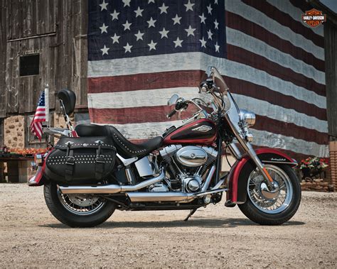 2012 Harley-Davidson FLSTC Heritage Softail Classic Review