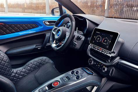 Alpine A110 (2021) Interior Layout, Dashboard & Infotainment | Parkers