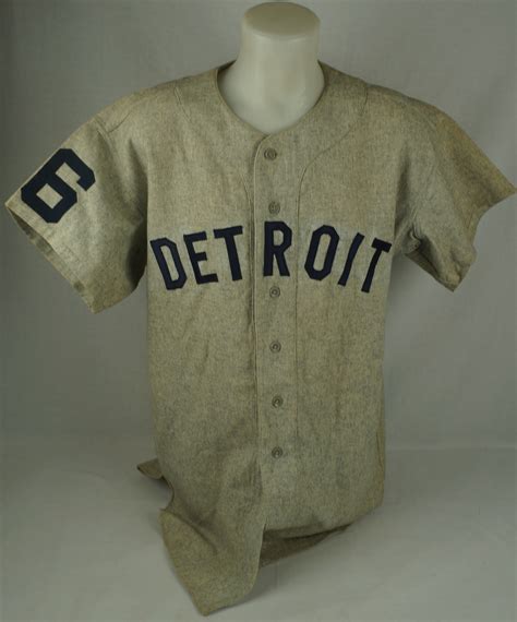 Lot Detail - Al Kaline Autographed Vintage Detroit Tigers 1960's ...