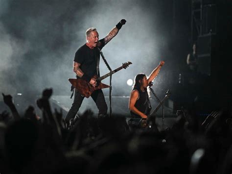 “It’s been a cool journey”: Metallica's guitar tech on their transition ...