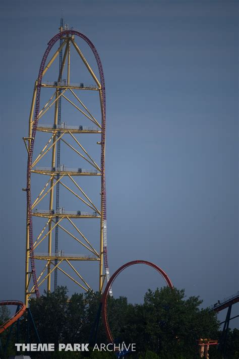 Top Thrill Dragster at Cedar Point | Theme Park Archive