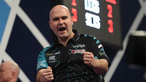 Rob Cross reaches last 16 of World Darts Championship after thrilling win over Michael Smith ...